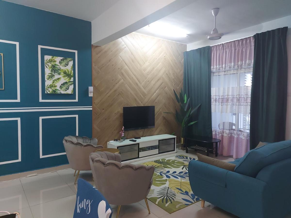 Dg Homestaymuslim Putrajaya - Near Alamanda Exterior photo