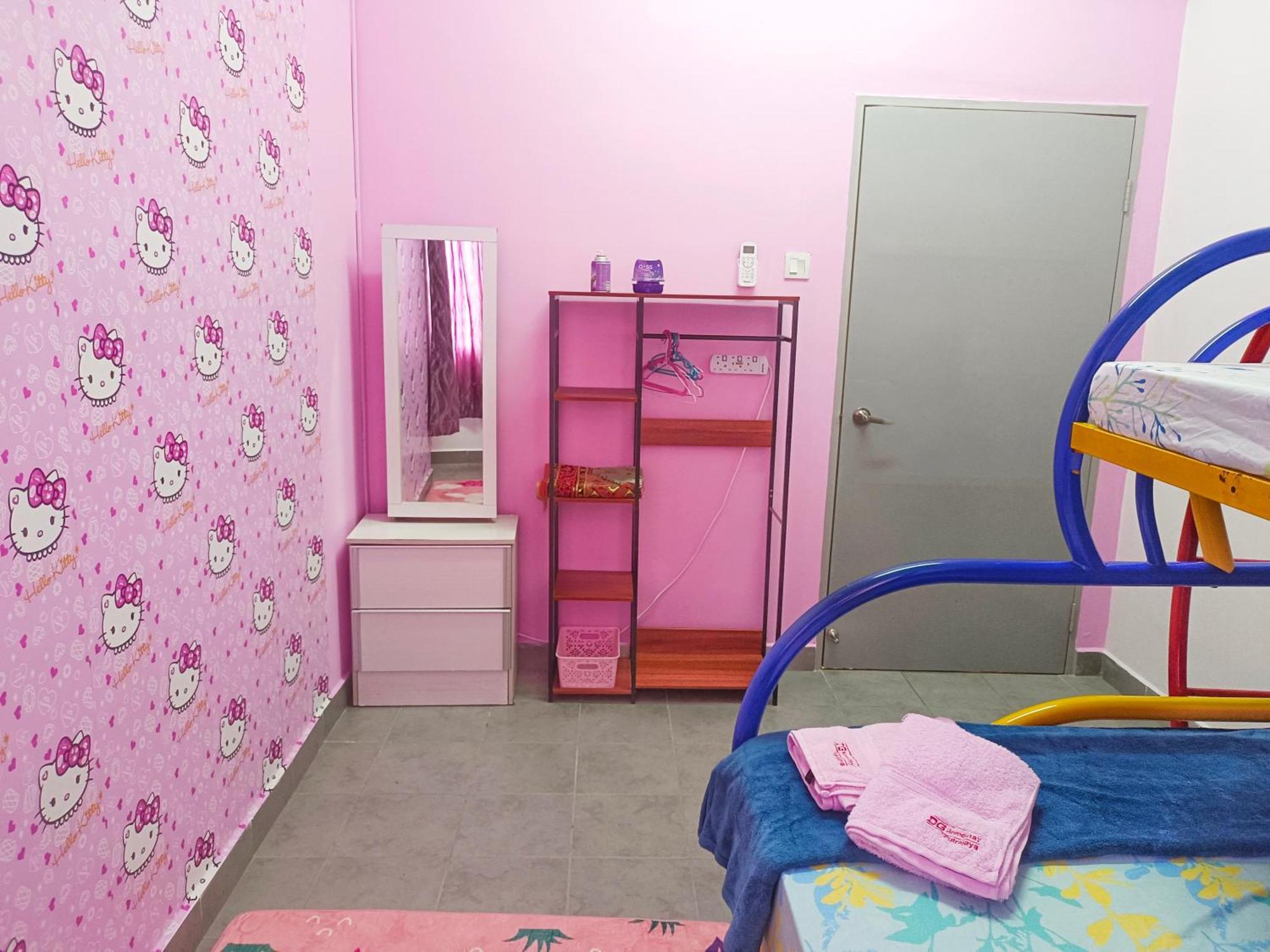 Dg Homestaymuslim Putrajaya - Near Alamanda Exterior photo