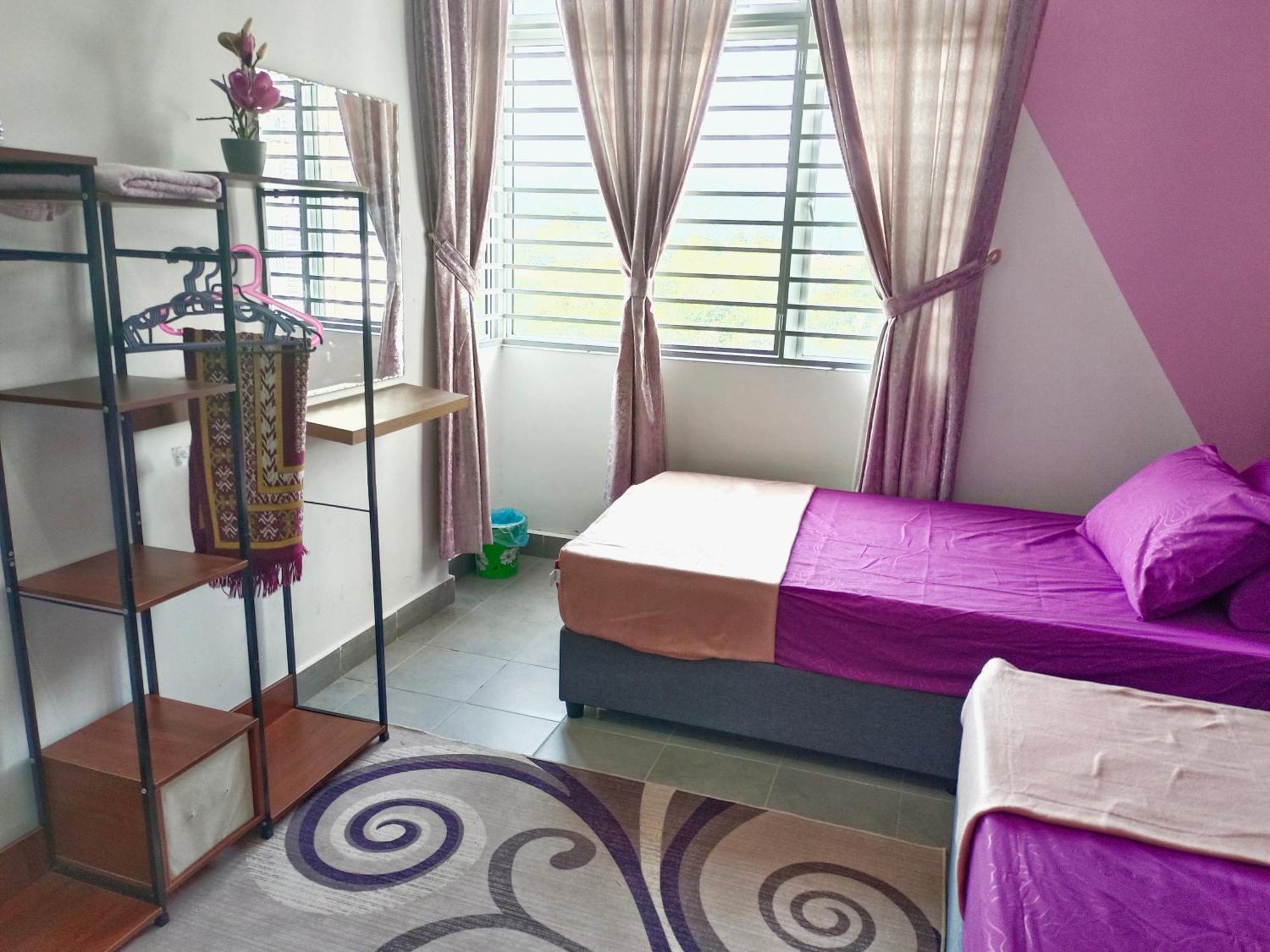 Dg Homestaymuslim Putrajaya - Near Alamanda Exterior photo